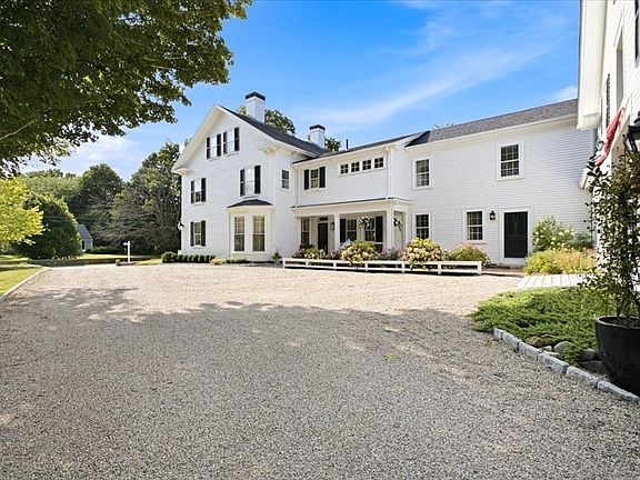 5th image of 65 Washington St