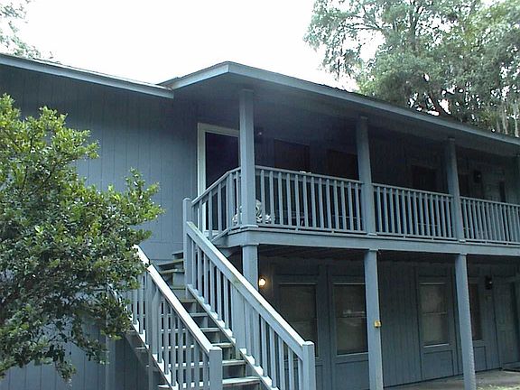 2nd image of 25 Sams Point Rd APT 3A