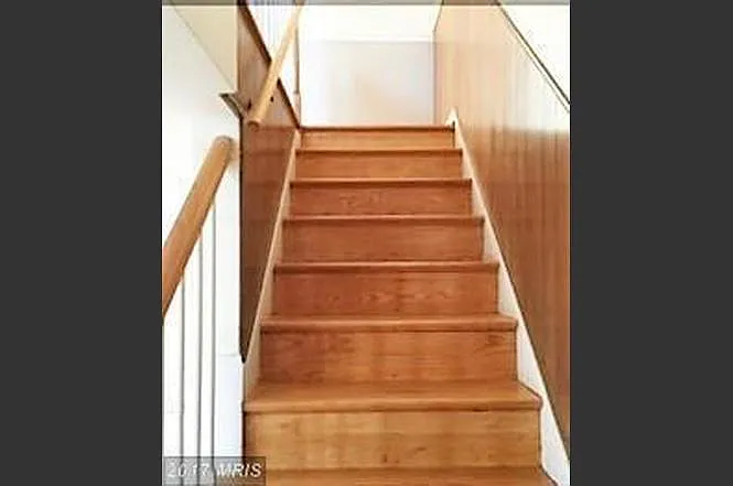 1452 Barrett Rd — Photo 4