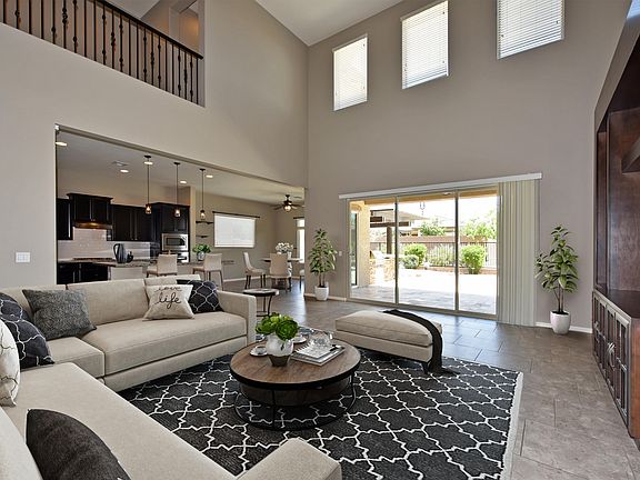 4th image of 5085 S Mariposa Dr