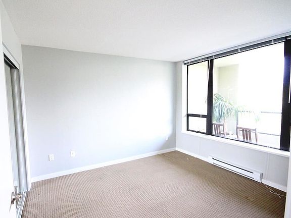 5th image of 4182 Dawson St #707