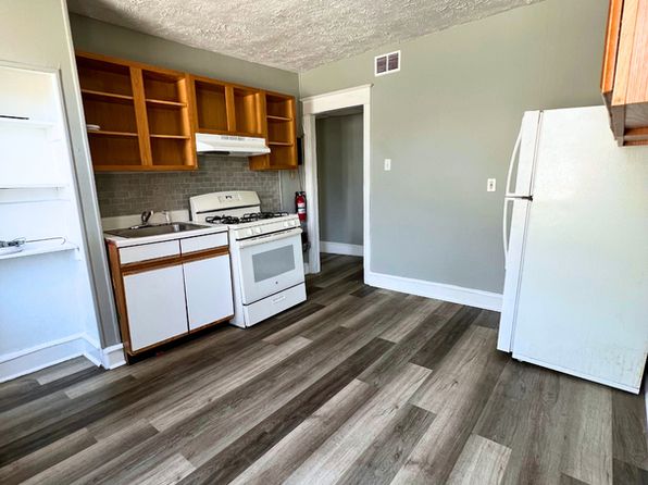 456 S Broadway FLOOR 2