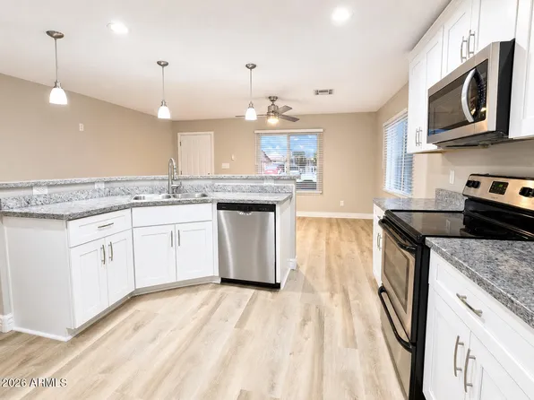 5206 S 11TH Avenue, Phoenix, AZ 85041