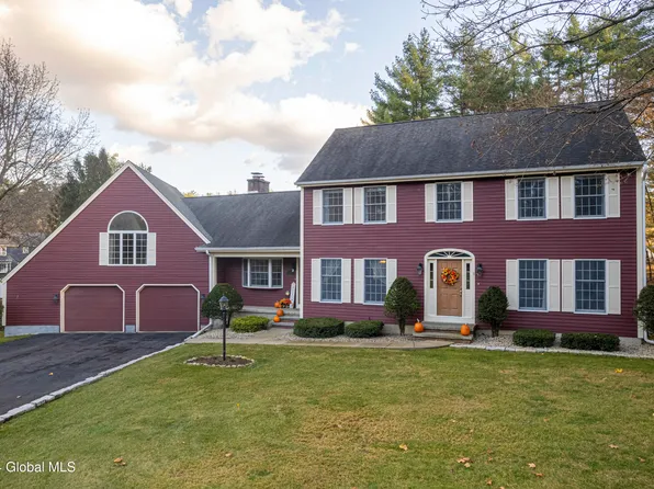 9 Fox Hollow Lane, Queensbury, NY 12804