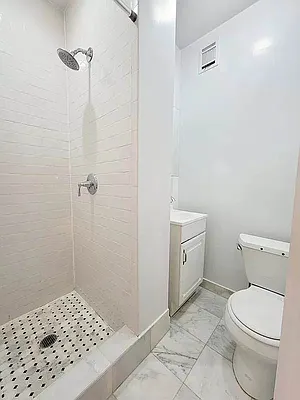 Rented by Bond New York | media 4