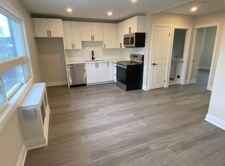 155 Prospect St N #2, Hamilton, ON L8L 6X8
