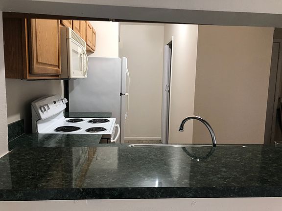 4th image of 5225 Via Hacienda Cir APT 214