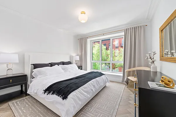 Sold by Compass | media 6