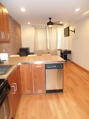 Rented by GPS Realty NYC | media 25
