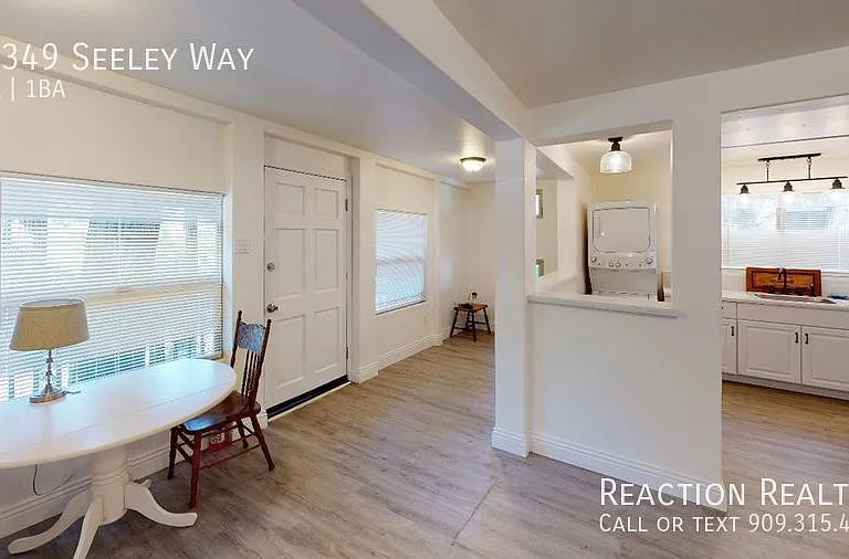 23349 Seeley Way — Photo 5