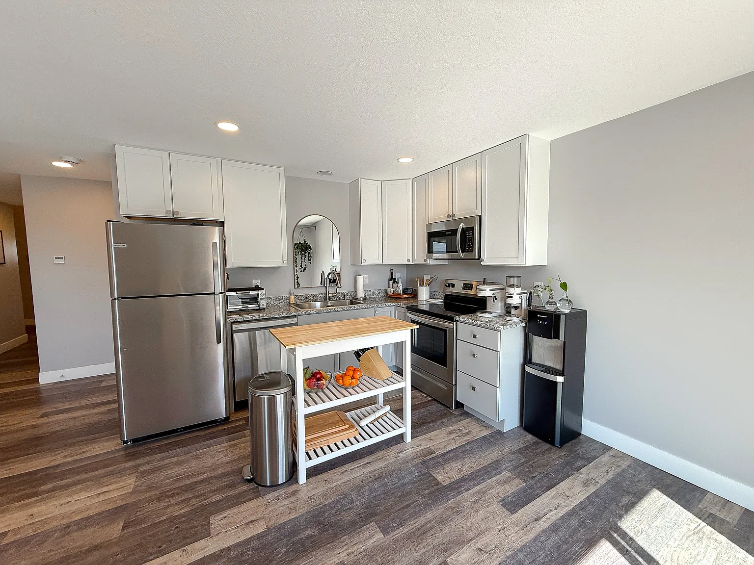 3 bed, 2.5 bath, 1329 sqft, $1,850 — Photo 4