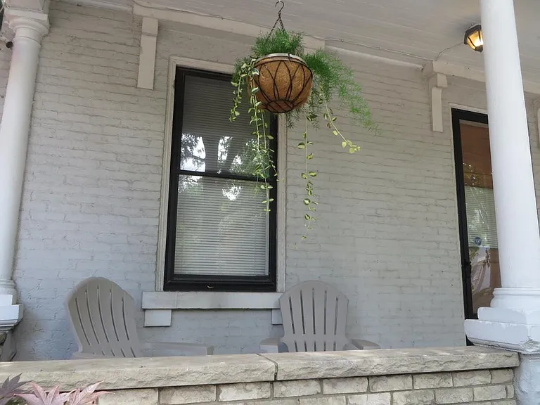 35 Green St #1 — Photo 3