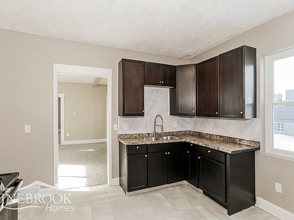 5th image of 3840 Trevor Ave