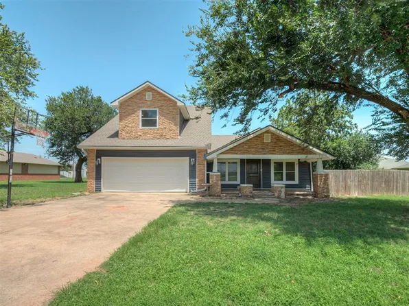 112 N Broadway St, Crescent, OK 73028