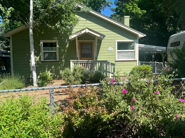 478 Ray Ln, Ashland, OR 97520