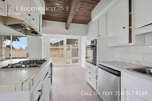 125 E Buckthorn St #2 Photo 1