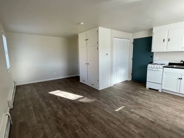 1220 Lore Ln - Apartments, 1220 Lore Ln #1, Green Bay, WI 54303