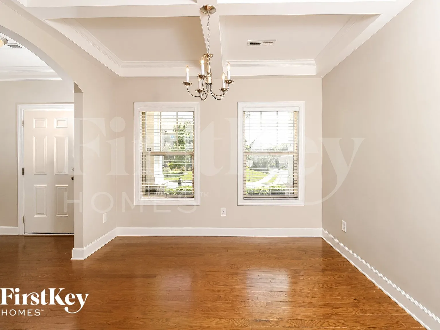4 bed, 2.5 bath, 2728 sqft, $2,615 — Photo 3