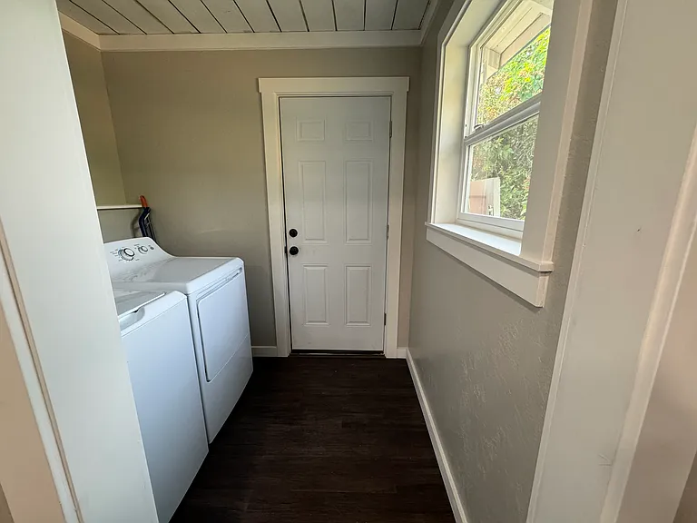 513 S Saint Charles St #A — Photo 10