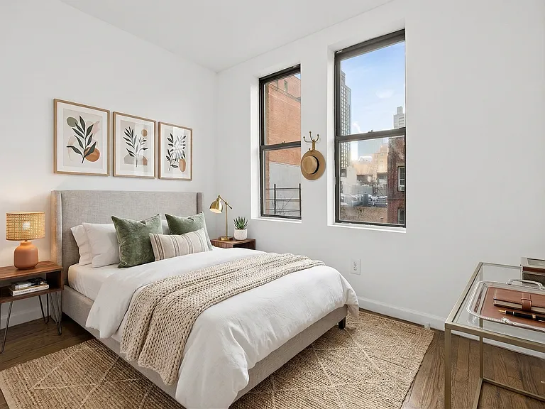 341 W 45th St #300 — Photo 2