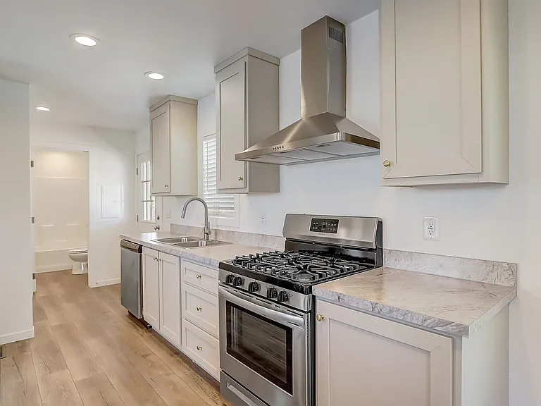 2627 S Lamb Blvd #225 — Photo 10