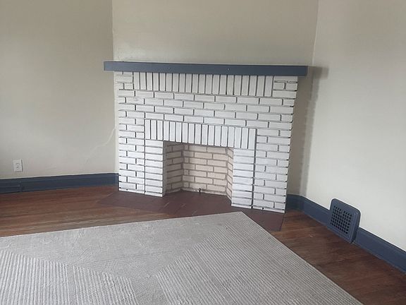 4th image of 3572 Fulton Rd #S