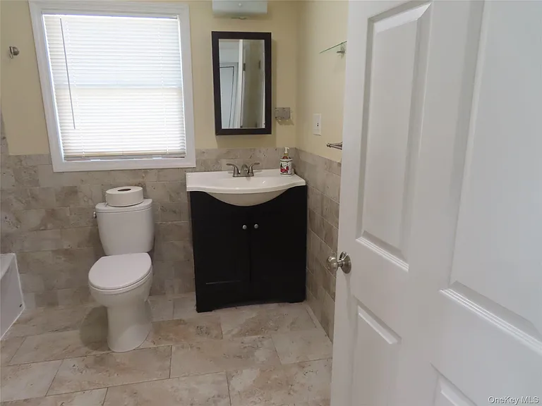 94 Neptune Ave — Photo 8