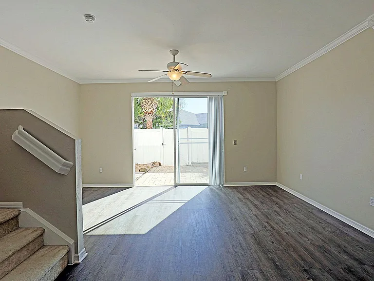 3647 Pine Oak Cir #107 — Photo 9