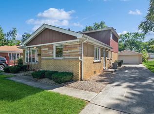 3807 153rd Pl, Midlothian, IL 60445