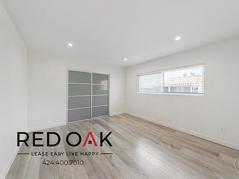254 S Normandie Ave #9 — Photo 9