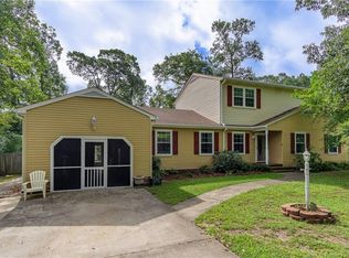 105 Sleepy Hollow Ln, Yorktown, VA 23692