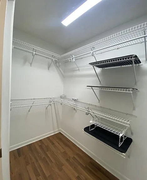 400 Argyle Ct — Photo 32