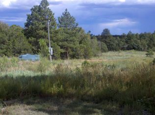 36 Robinhood Rd, Tijeras, NM 87059