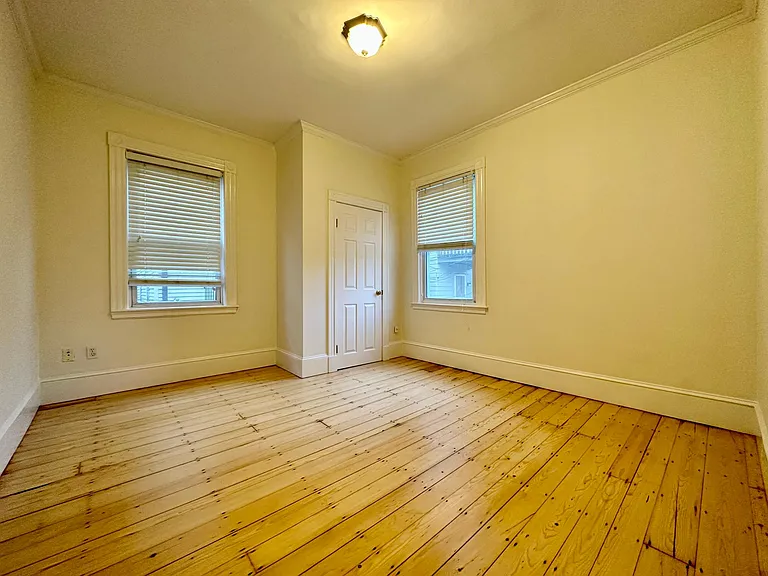 8 White Ave #2 — Photo 15