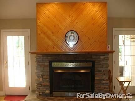 Fireplace in great rom