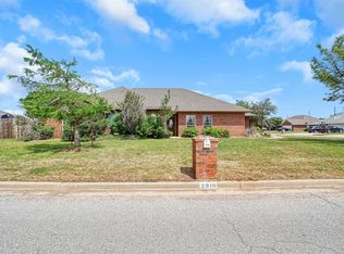 2910 Hunter Pointe, Altus, OK 73521