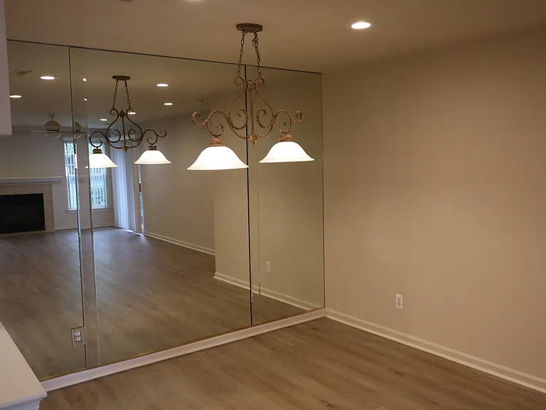 4580 Berkshire Dr — Photo 12