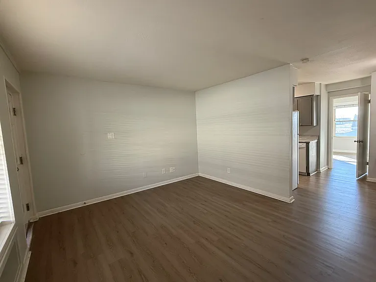 6301 C St. Apartments — Photo 13