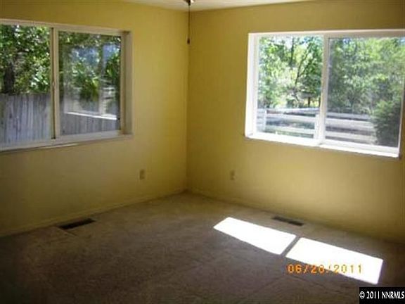 5th image of 2696 Stewart Ave