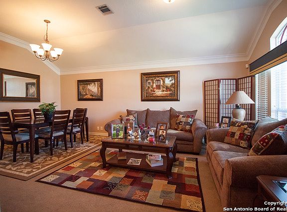 4th image of 2127 Preakness Ln