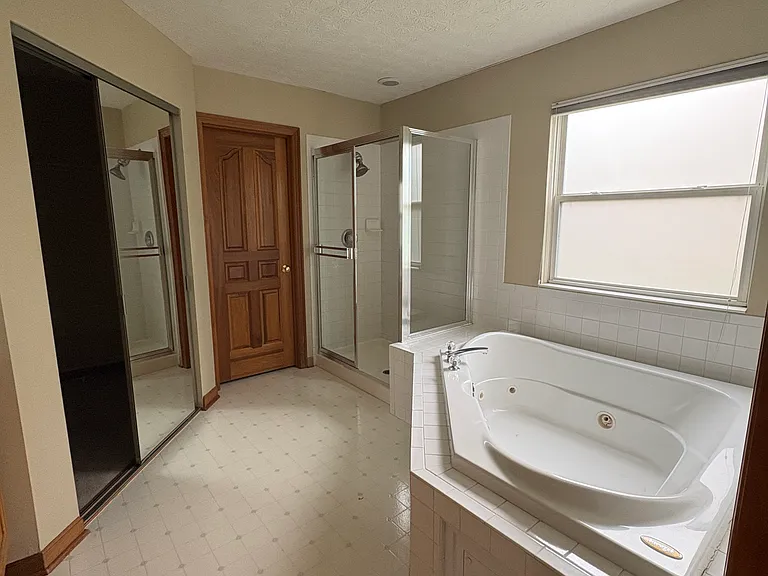 6641 Wisteria Cir — Photo 19