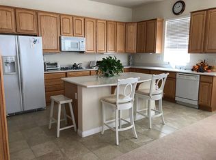 11108 Desota Ct, Apple Valley, CA 92308