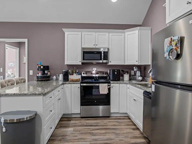 10560 Church Rd — Photo 5