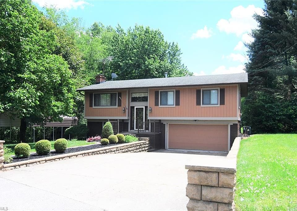1st image of 2500 Sussex Dr