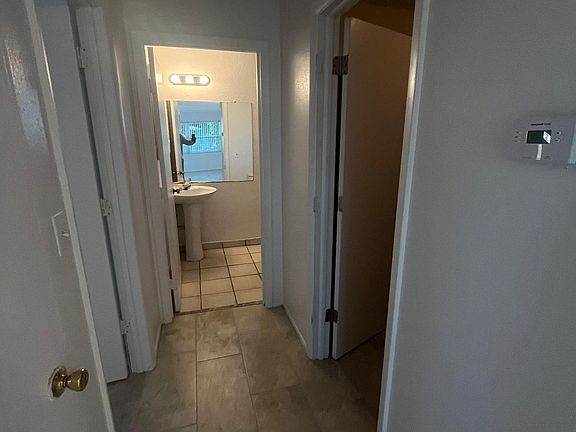3rd image of 3708 Estelle Ave