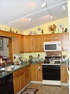 5th image of 215 W Parkway Dr
