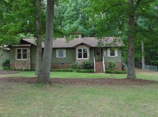 211 Fawn Brook Dr, Greenwood, SC 29646