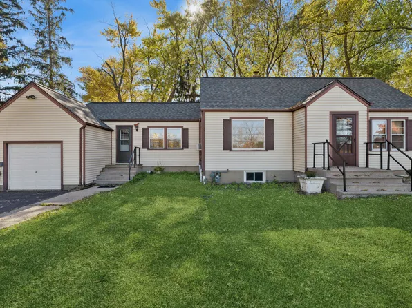 23689 W Petite Lake Rd, Lake Villa, IL 60046