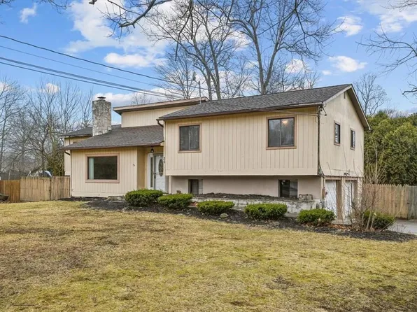 20 Rockwood Drive, Newburgh, NY 12550