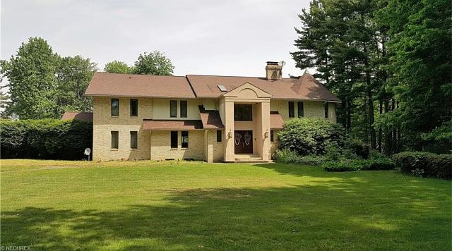 1st image of 3692 Sugarbush Dr